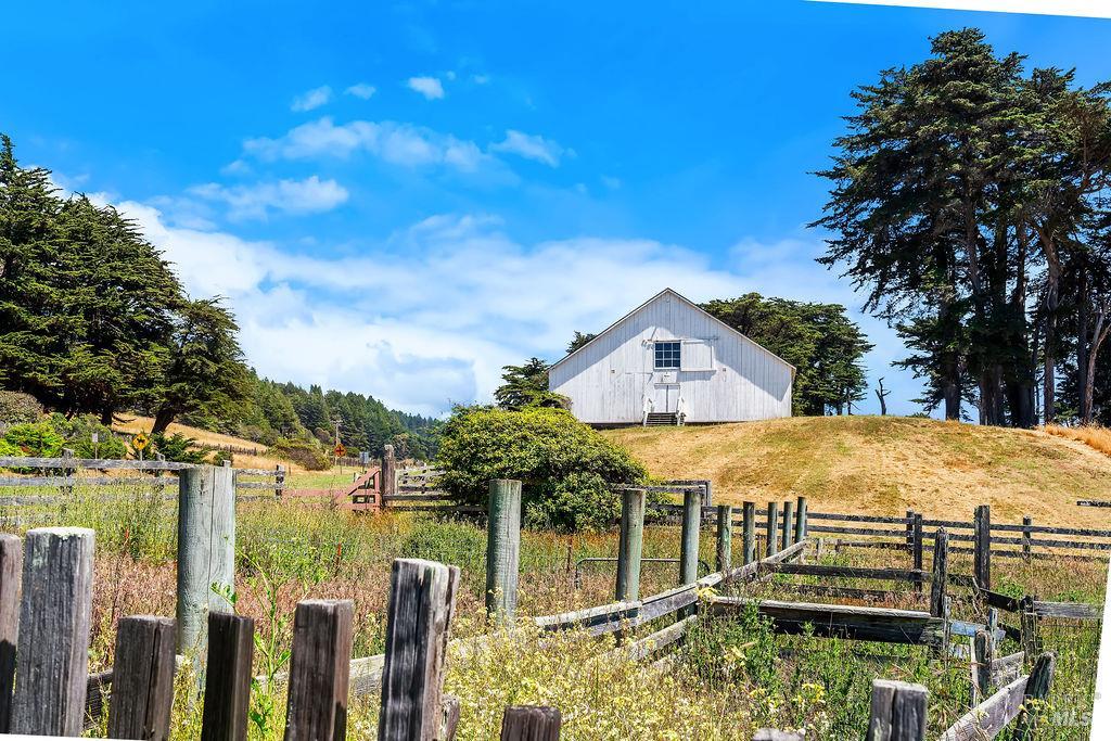 35926 Seaward The Sea Ranch CA 95497