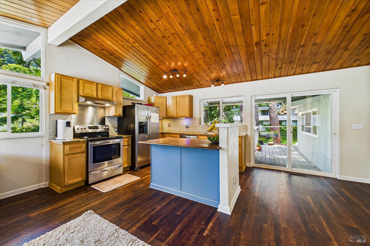 2305 Harris Street Eureka CA 95503