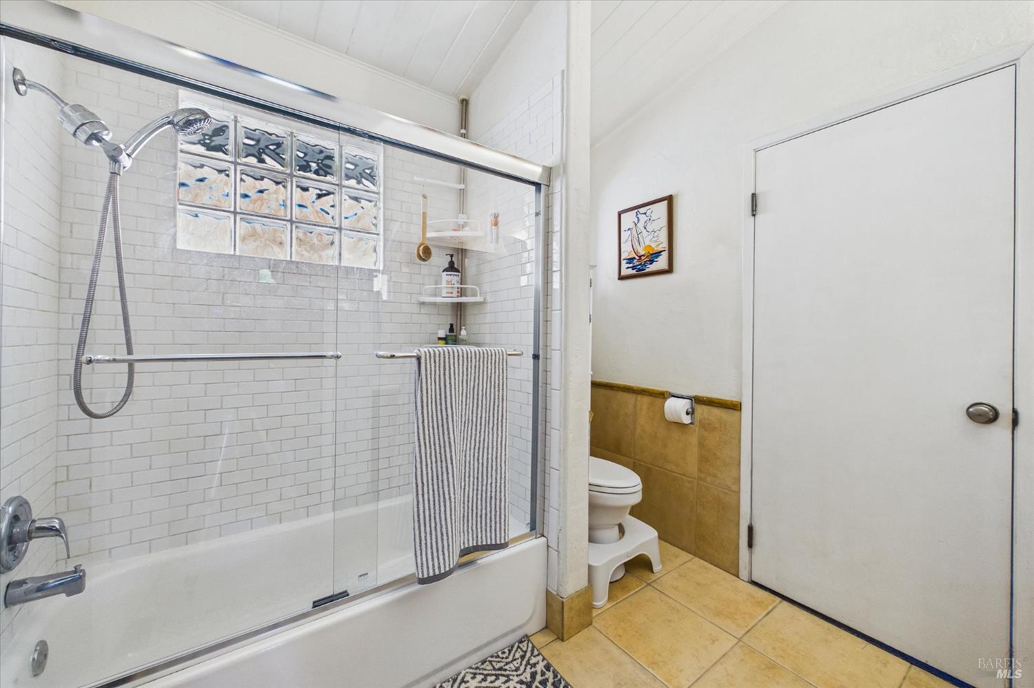 2305 Harris Street Eureka CA 95503