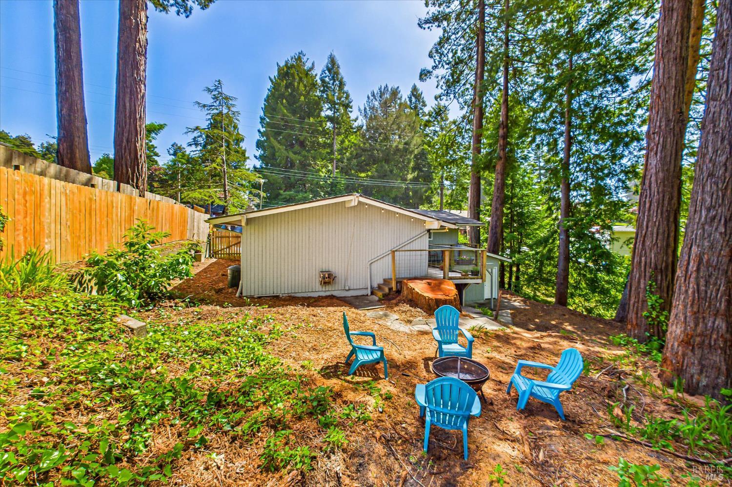 2305 Harris Street Eureka CA 95503