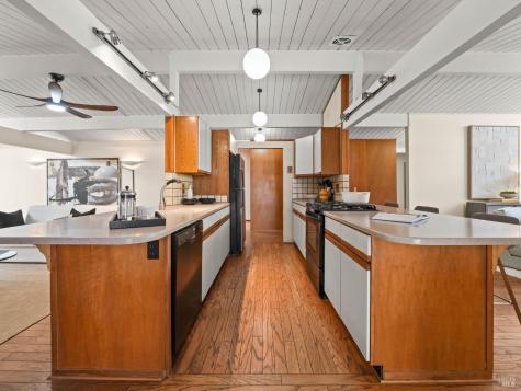 701 Appleberry Drive San Rafael CA 94903