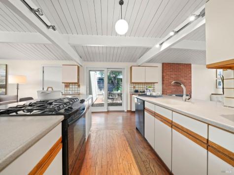 701 Appleberry Drive San Rafael CA 94903