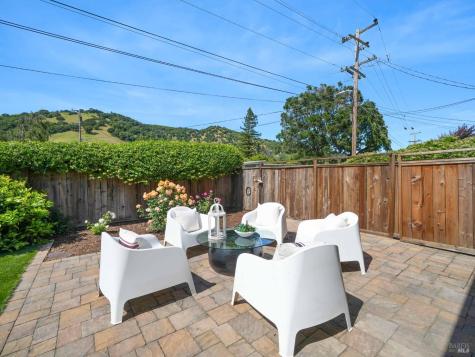 701 Appleberry Drive San Rafael CA 94903