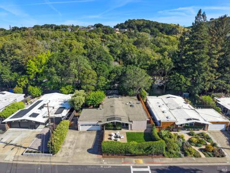 701 Appleberry Drive San Rafael CA 94903