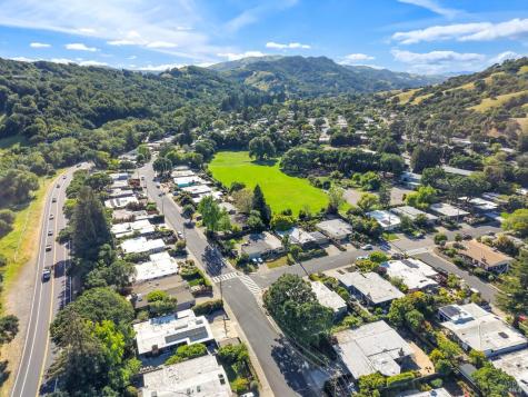 701 Appleberry Drive San Rafael CA 94903