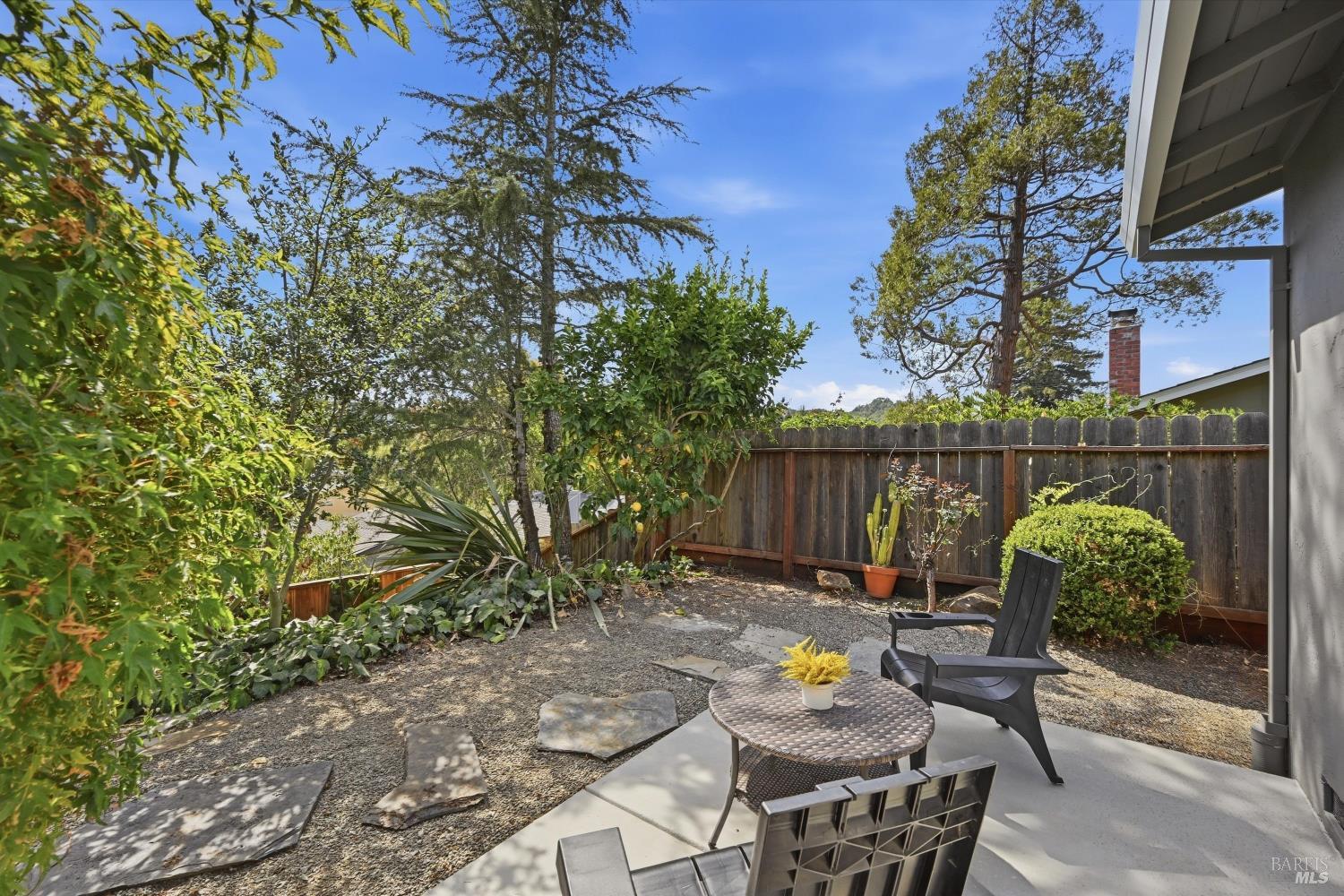 3681 Dartmouth Drive Napa CA 94558