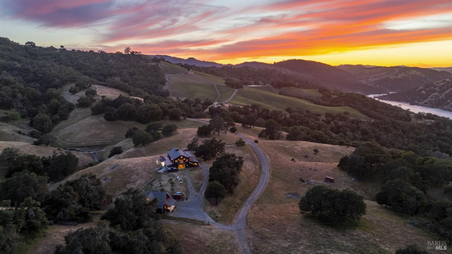 13451 Rockpile Road Healdsburg CA 95448
