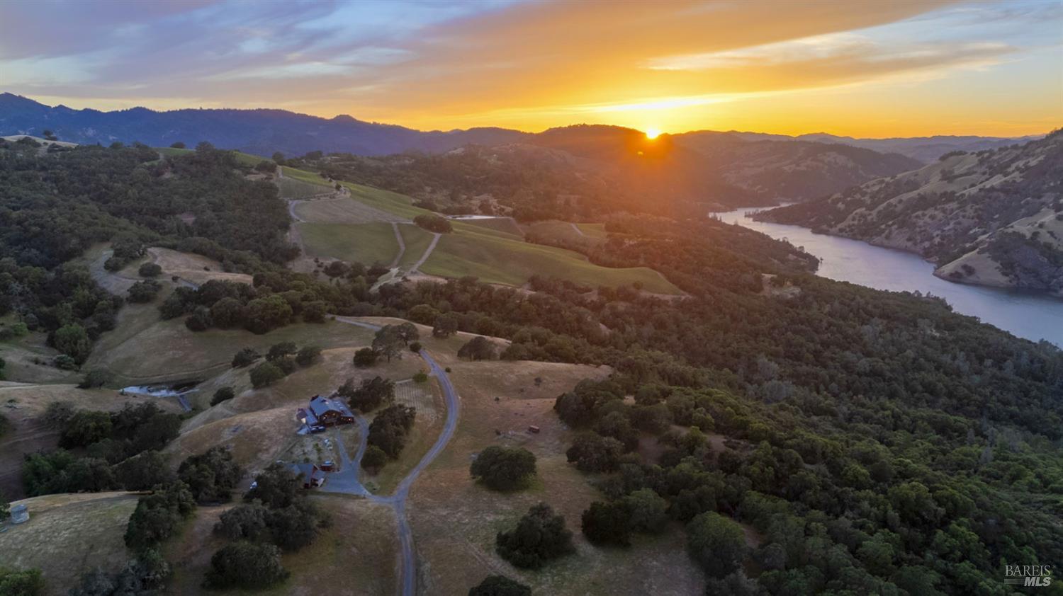 13451 Rockpile Road Healdsburg CA 95448