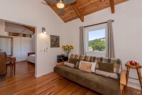 13451 Rockpile Road Healdsburg CA 95448