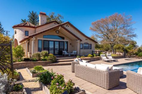 2405 Lewis Drive Sebastopol CA 95472