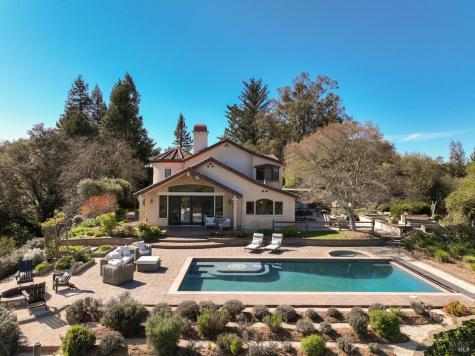 2405 Lewis Drive Sebastopol CA 95472