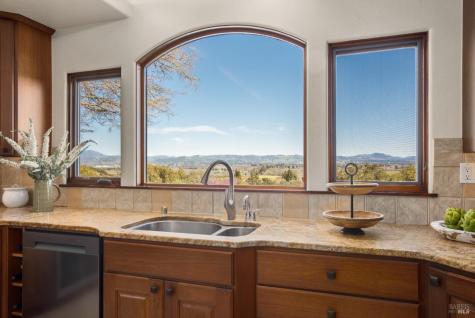 2405 Lewis Drive Sebastopol CA 95472