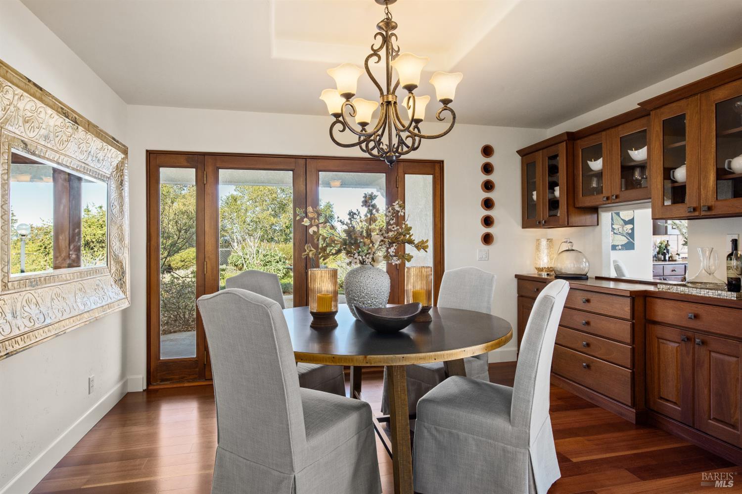 2405 Lewis Drive Sebastopol CA 95472