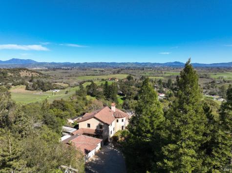 2405 Lewis Drive Sebastopol CA 95472