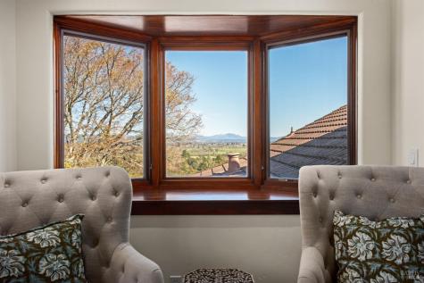 2405 Lewis Drive Sebastopol CA 95472