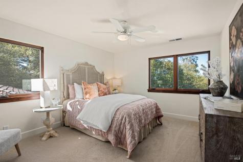 2405 Lewis Drive Sebastopol CA 95472
