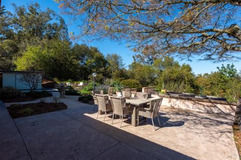 2405 Lewis Drive Sebastopol CA 95472