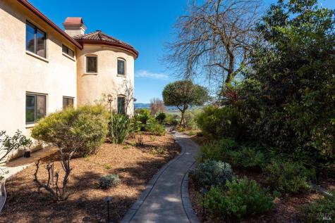 2405 Lewis Drive Sebastopol CA 95472
