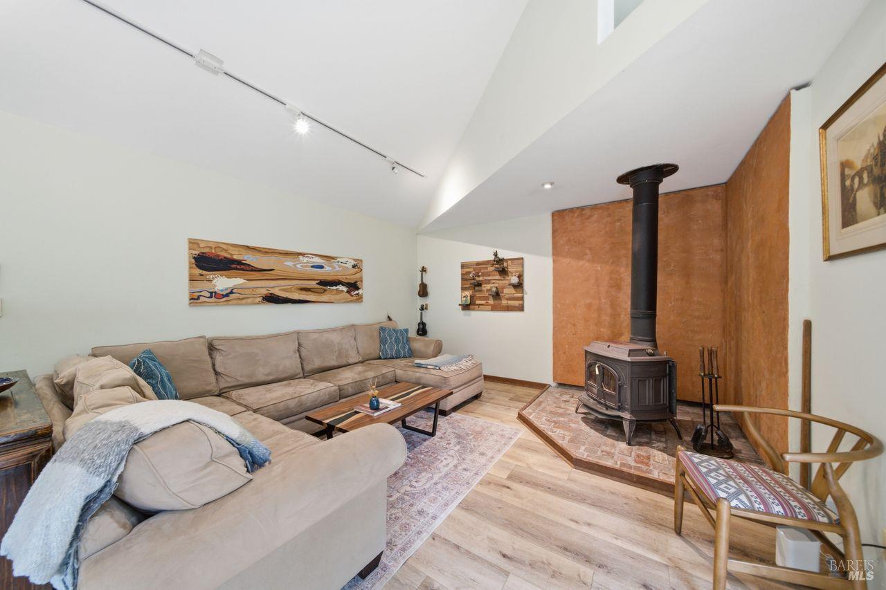 35 Sylvan Way Woodacre CA 94973