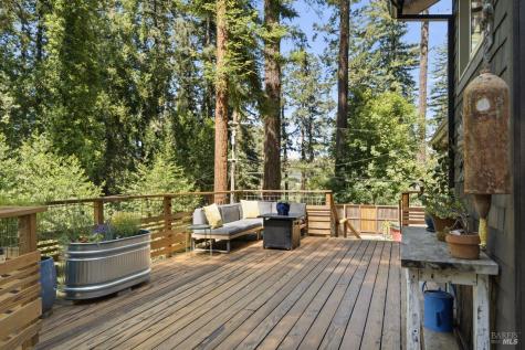 35 Sylvan Way Woodacre CA 94973