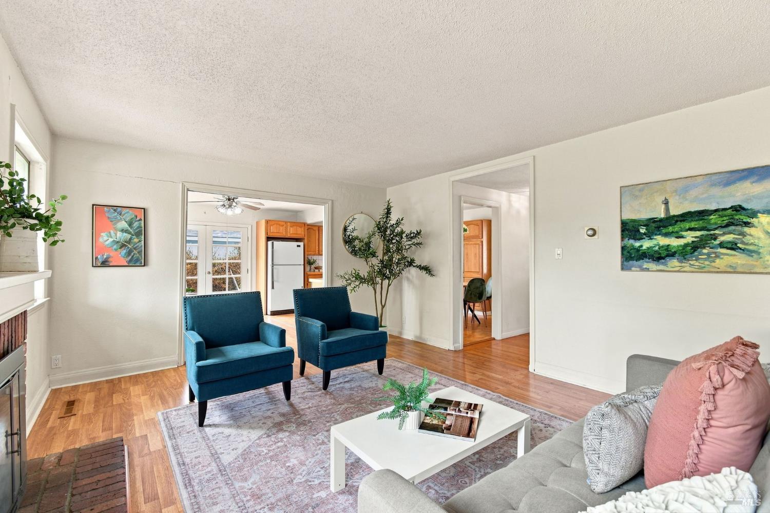2217 Cheyenne Drive Santa Rosa CA 95405
