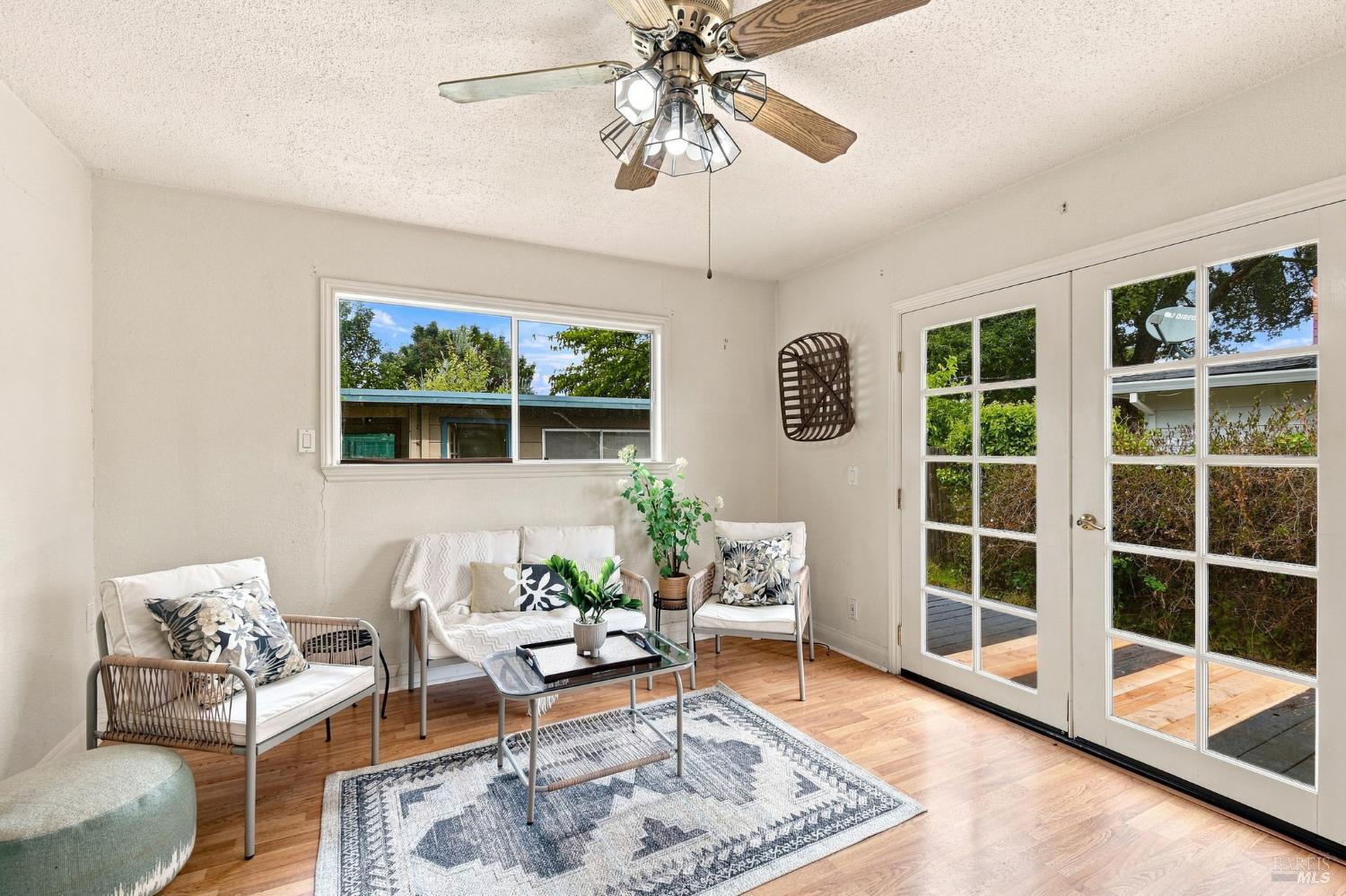 2217 Cheyenne Drive Santa Rosa CA 95405