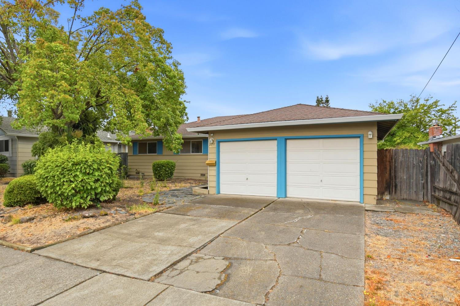 2217 Cheyenne Drive Santa Rosa CA 95405
