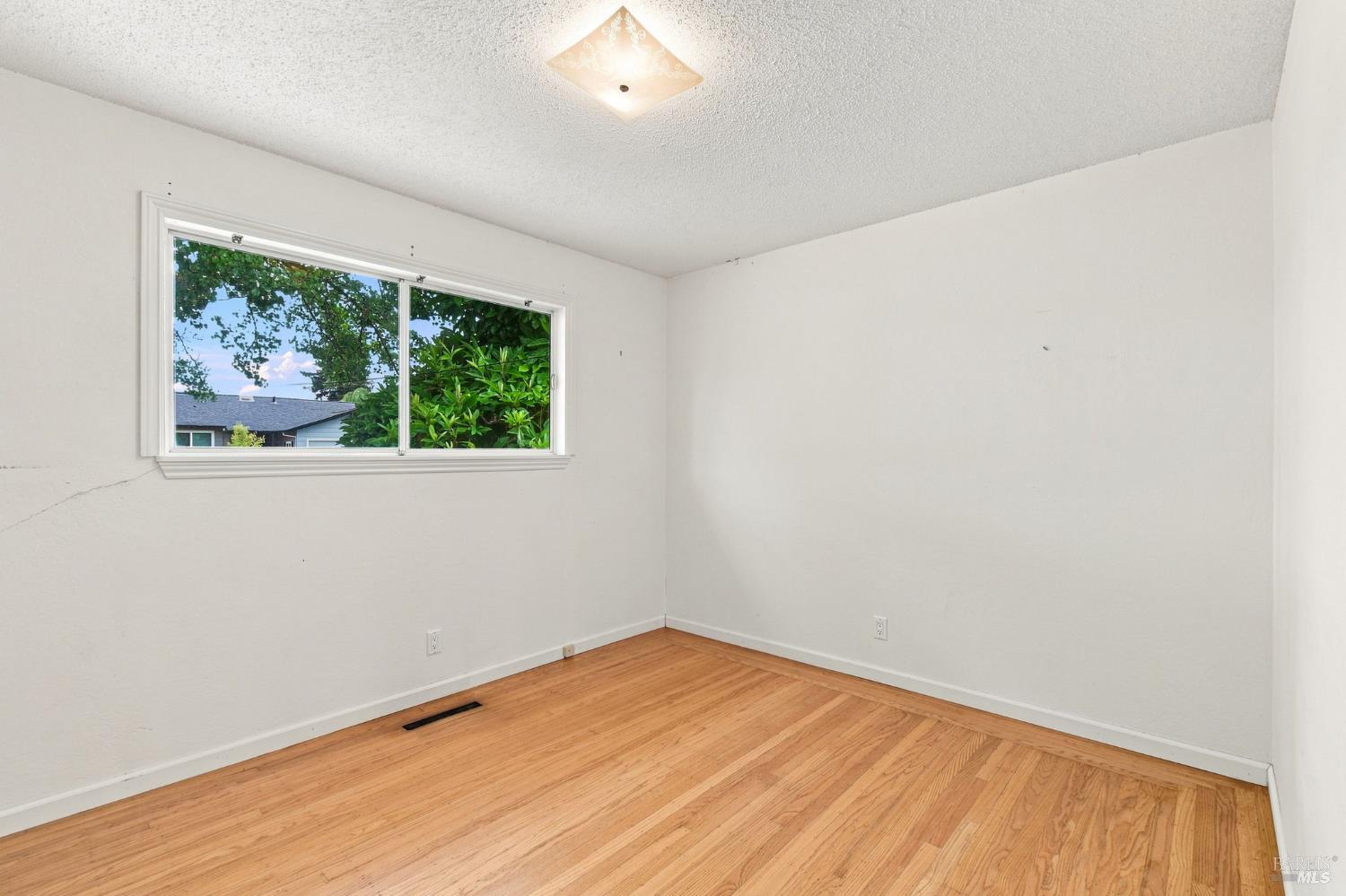 2217 Cheyenne Drive Santa Rosa CA 95405