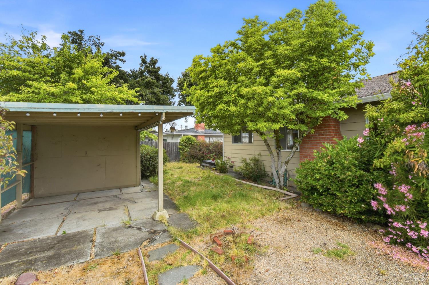 2217 Cheyenne Drive Santa Rosa CA 95405
