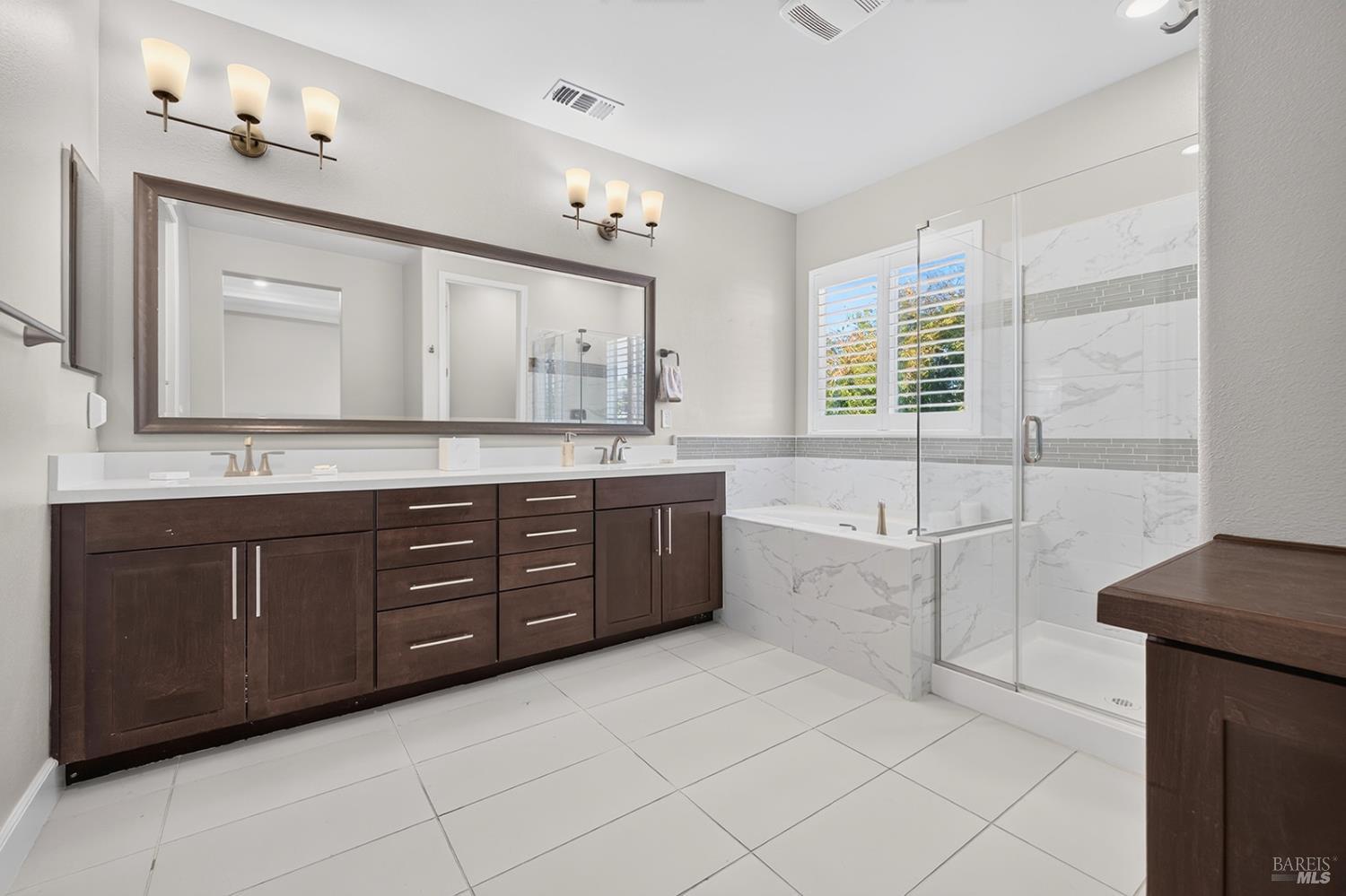 1818 Kyle Place Rohnert Park CA 94928