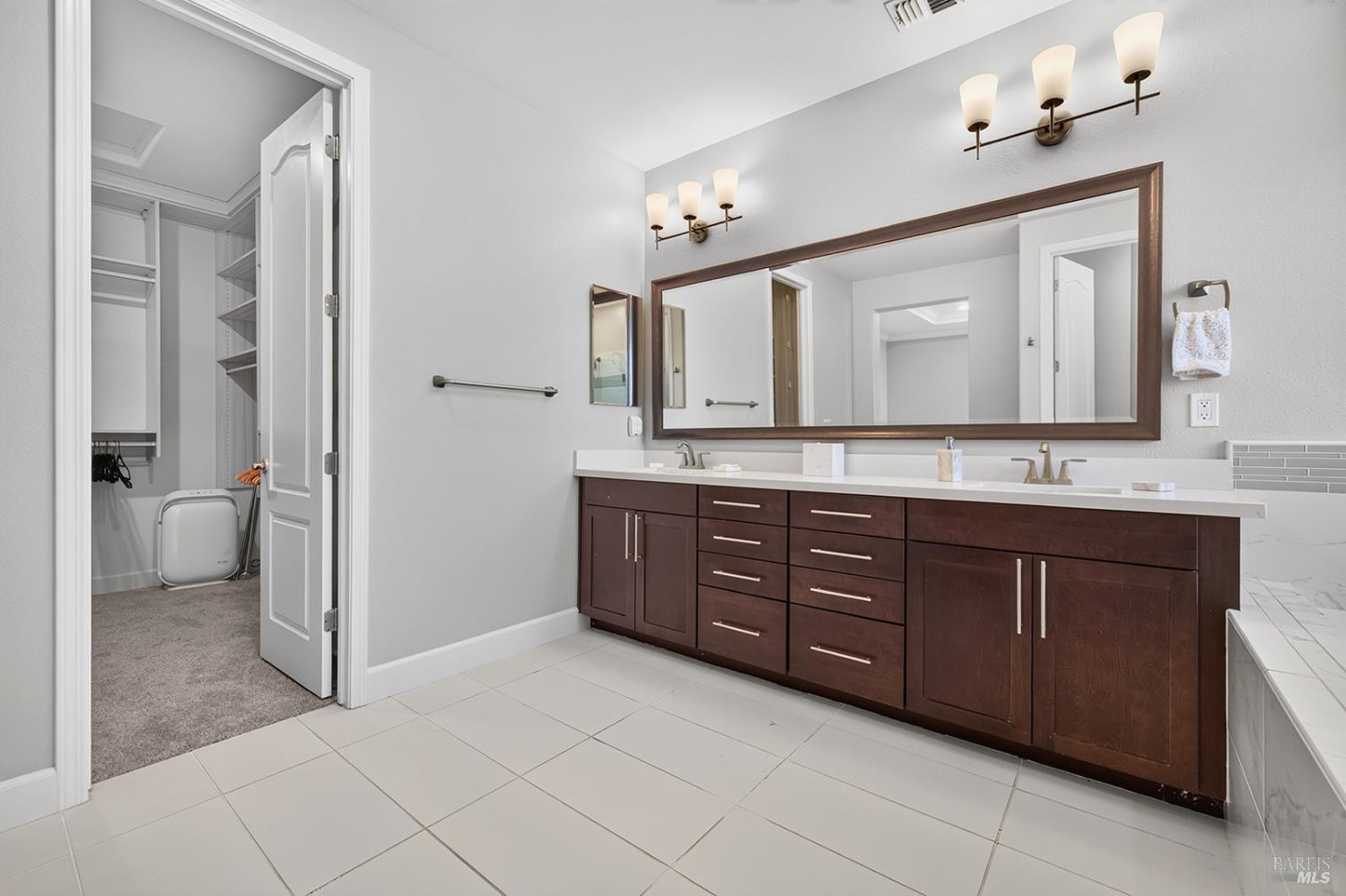 1818 Kyle Place Rohnert Park CA 94928