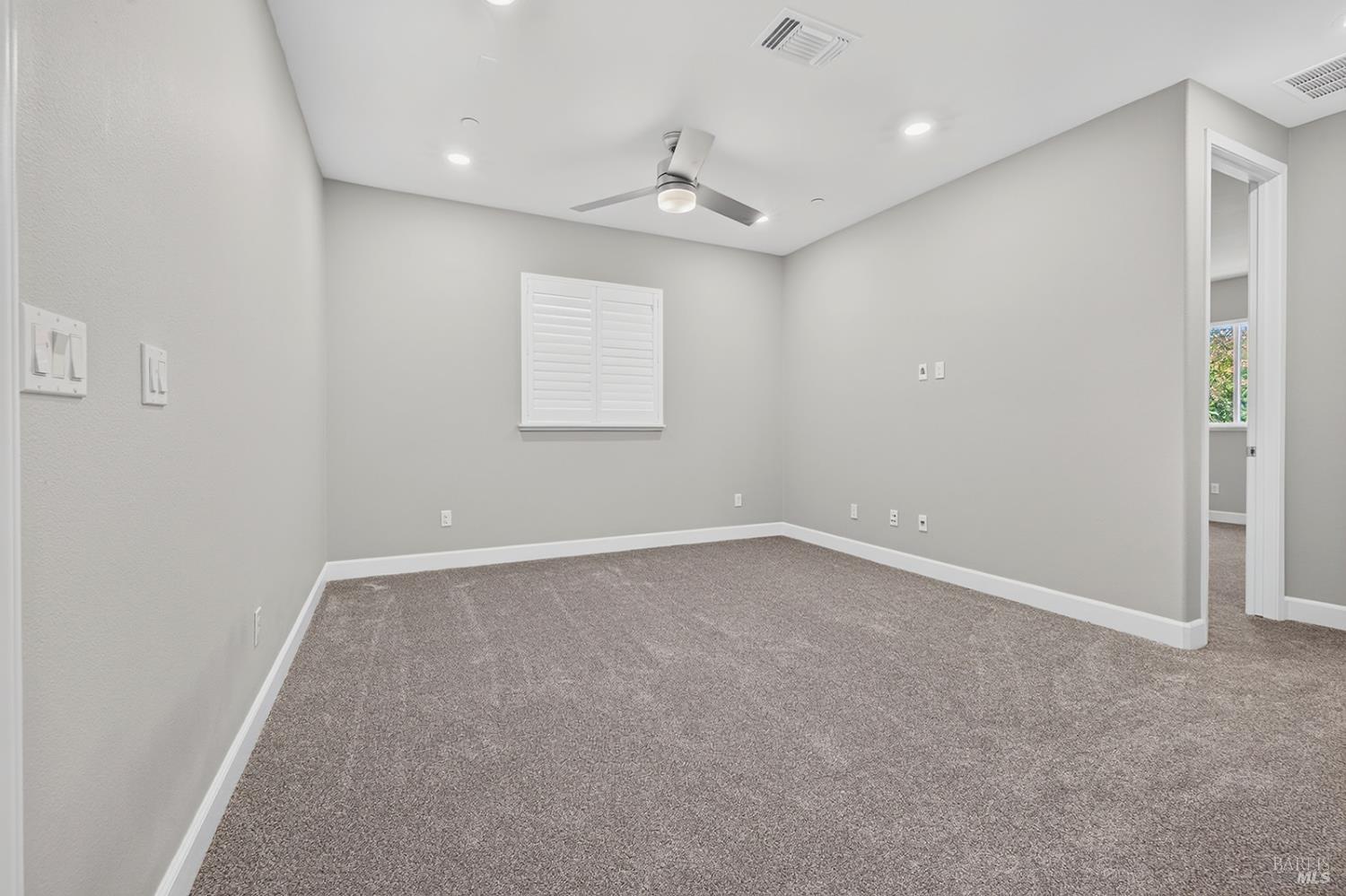 1818 Kyle Place Rohnert Park CA 94928