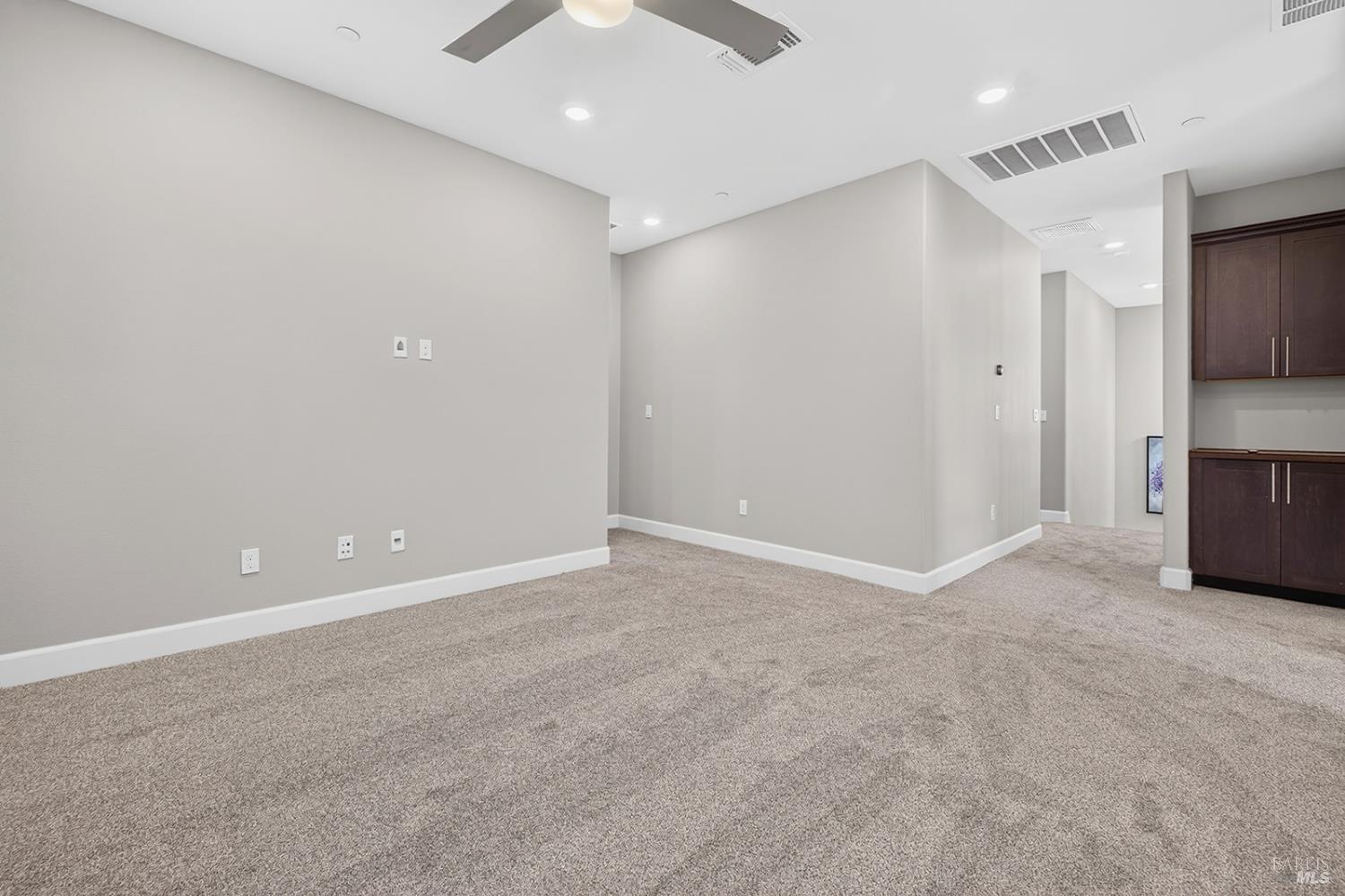 1818 Kyle Place Rohnert Park CA 94928