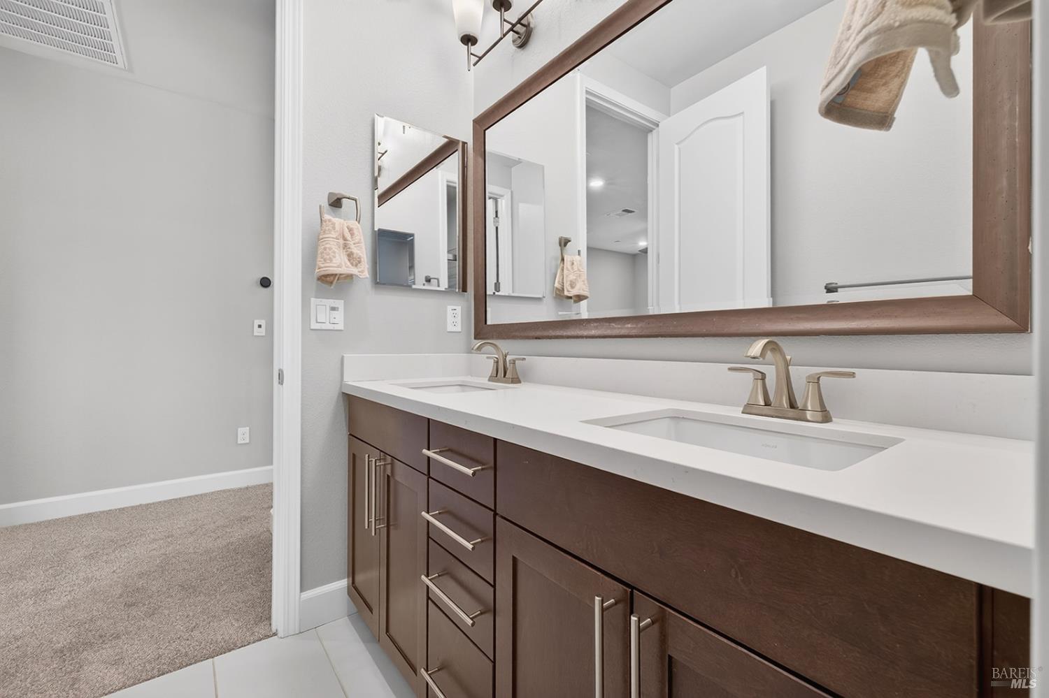1818 Kyle Place Rohnert Park CA 94928