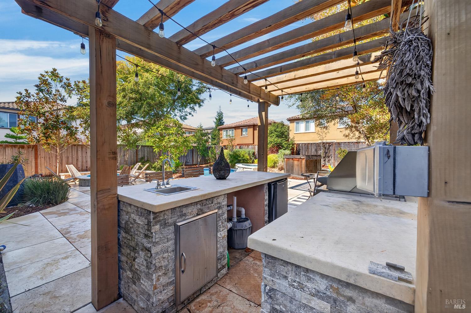 1818 Kyle Place Rohnert Park CA 94928