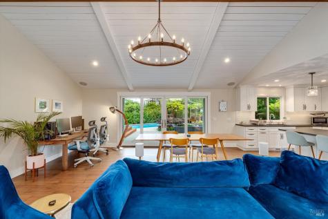 960 Lark Avenue Sonoma CA 95476