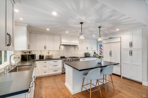 960 Lark Avenue Sonoma CA 95476