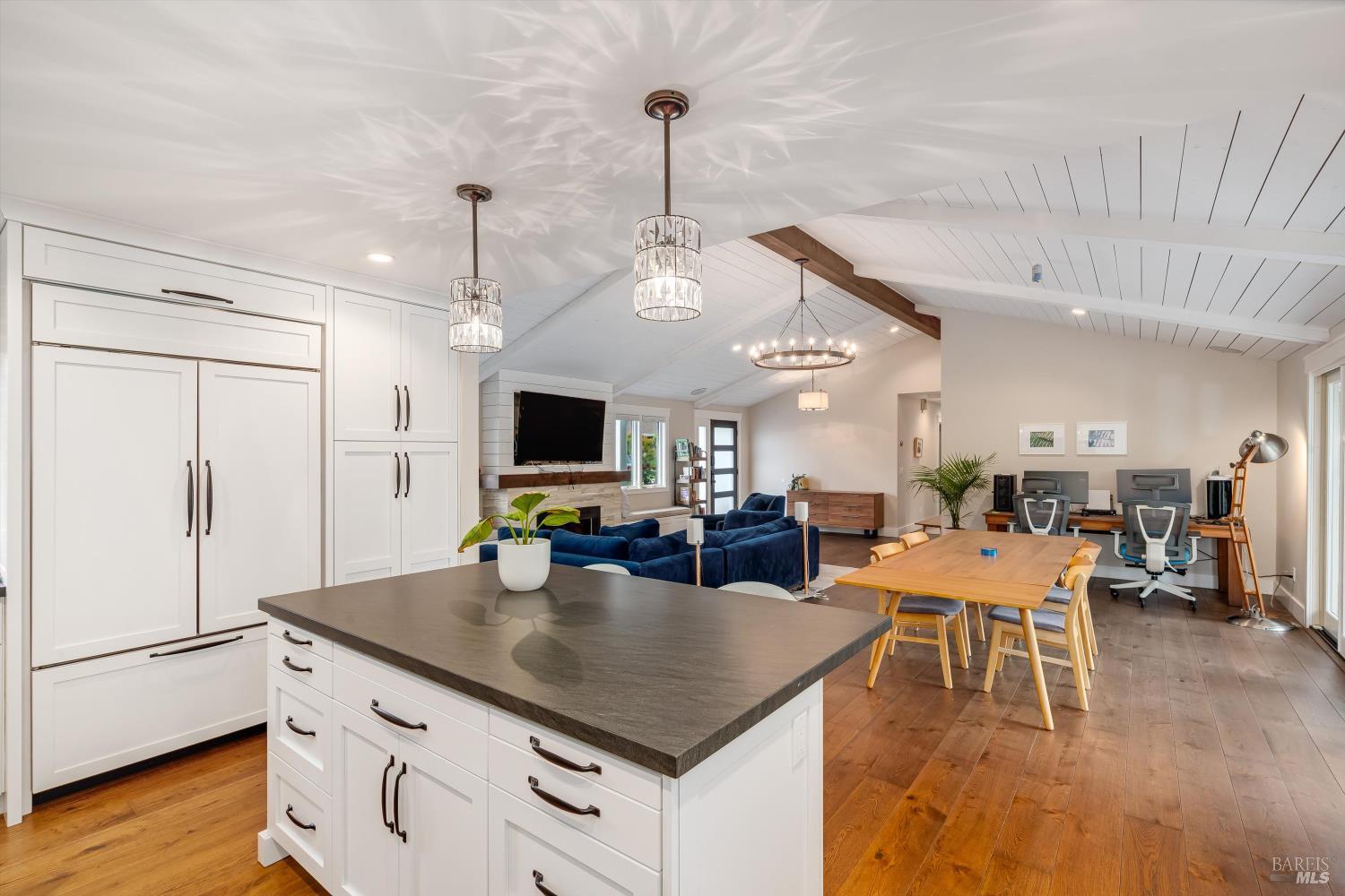 960 Lark Avenue Sonoma CA 95476