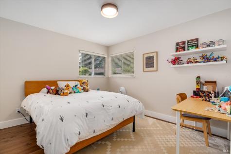 960 Lark Avenue Sonoma CA 95476