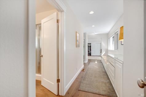 960 Lark Avenue Sonoma CA 95476