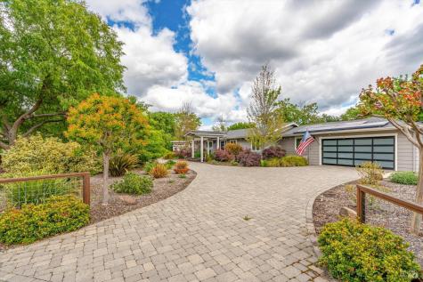 960 Lark Avenue Sonoma CA 95476