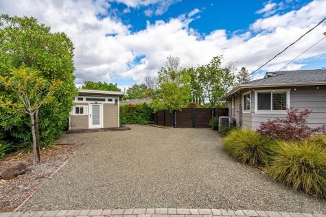 960 Lark Avenue Sonoma CA 95476