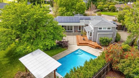 960 Lark Avenue Sonoma CA 95476