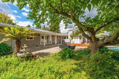 960 Lark Avenue Sonoma CA 95476