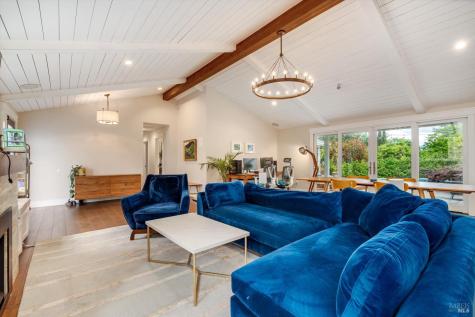 960 Lark Avenue Sonoma CA 95476