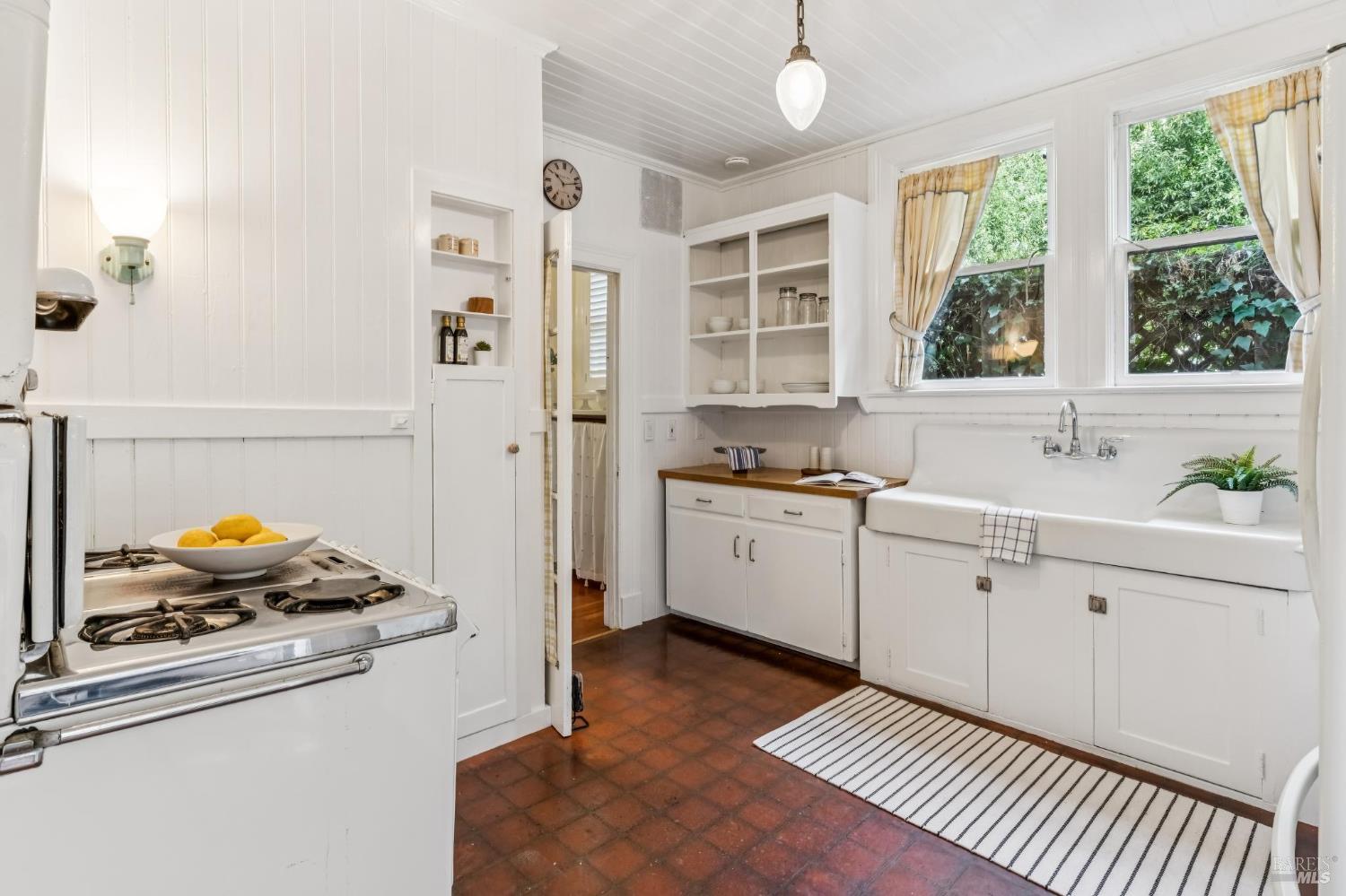 86-84 Hill Street Mill Valley CA 94941