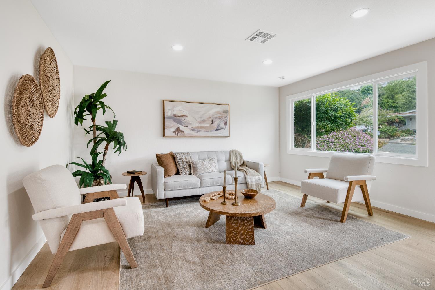 323 Deanza Drive Vallejo CA 94509