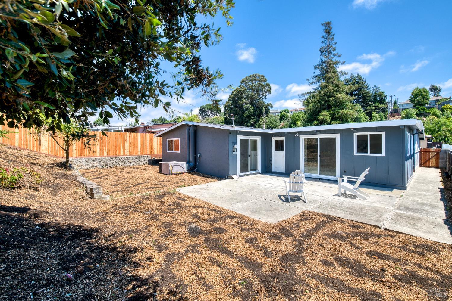 323 Deanza Drive Vallejo CA 94509