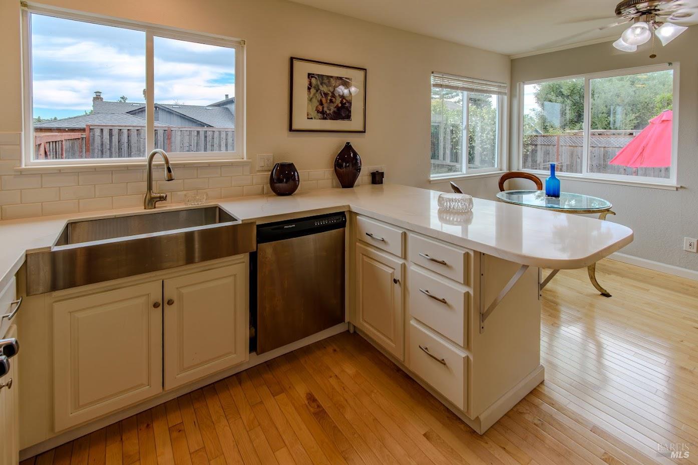 980 S Ely Boulevard Petaluma CA 94954