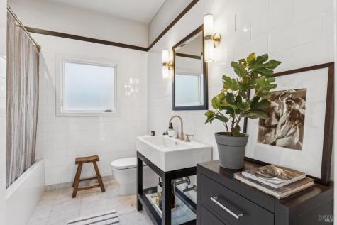 22 Clyde Avenue San Rafael CA 94901
